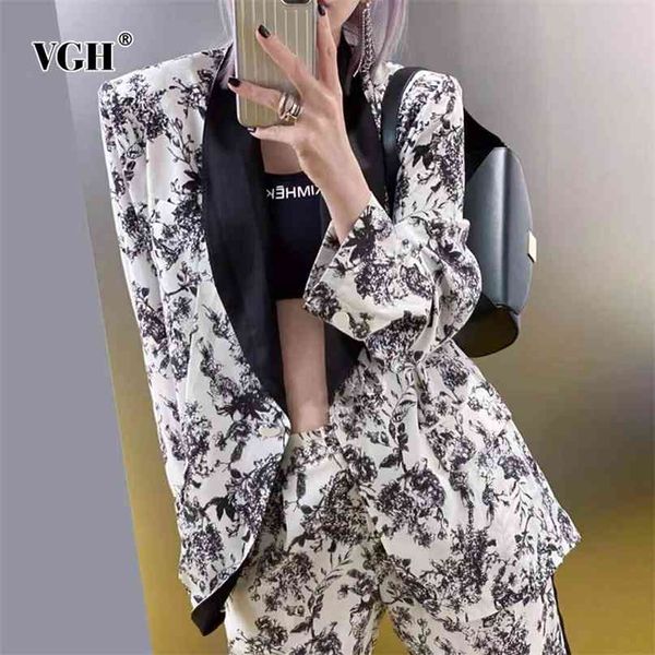 vintage floral print blazer for women notched long sleeve patchwork pockets loose casual blazers female fashion clothes 210531, White;black
vintage floral print blazer for women notched long sleeve patchwork pockets loose casual blazers female fashion clothes 210531, White;black