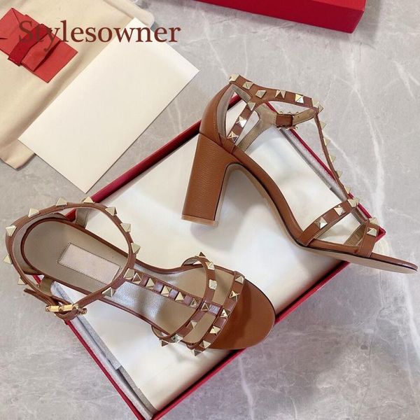 sandals summer rivet open toe 8.5cm high heel female thick leather buckle strap roman women's shoes, Black
sandals summer rivet open toe 8.5cm high heel female thick leather buckle strap roman women's shoes, Black
