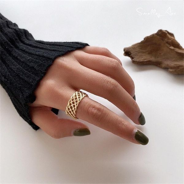 vintage simple design stainless steel adjustable rings for women fashion girl knuckle ring korean jewelry anniversary gifts cluster, Golden;silver
vintage simple design stainless steel adjustable rings for women fashion girl knuckle ring korean jewelry anniversary gifts cluster, Golden;silver