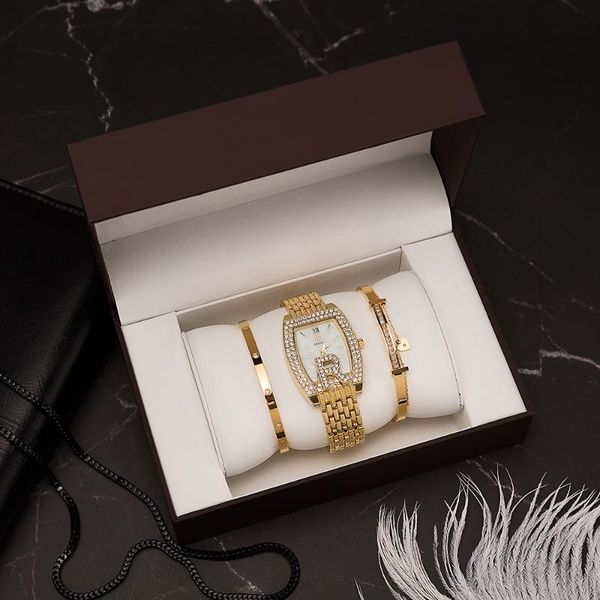 wristwatches women's 4 pcs watch set chic rhinestone inlaid stainless steel bracelets alloy band quartz with gift box, Slivery;brown
wristwatches women's 4 pcs watch set chic rhinestone inlaid stainless steel bracelets alloy band quartz with gift box, Slivery;brown