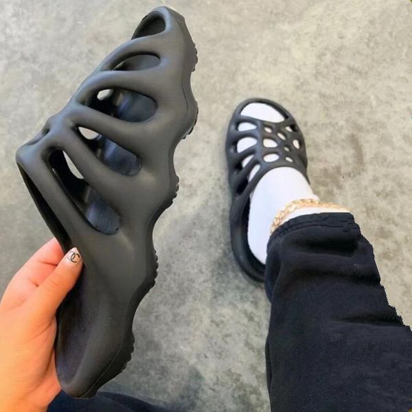 home slippers women/men summer 2021 fashion skull thick bottom increase indoor couple soft sandals, Black
home slippers women/men summer 2021 fashion skull thick bottom increase indoor couple soft sandals, Black