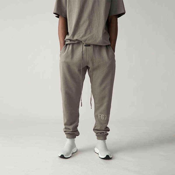 essentials 7th collection fg7c massaal brief broek mannen vrouwen hip hop streetwear sweatpant hoge kwaliteit dikke lange 0124, Black
essentials 7th collection fg7c massaal brief broek mannen vrouwen hip hop streetwear sweatpant hoge kwaliteit dikke lange 0124, Black