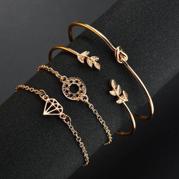 link, chain 4pcs/lot fashion women's cute leaves hollow round openin bangles bracelets set temperament jewelry holiday gift, Black
link, chain 4pcs/lot fashion women's cute leaves hollow round openin bangles bracelets set temperament jewelry holiday gift, Black