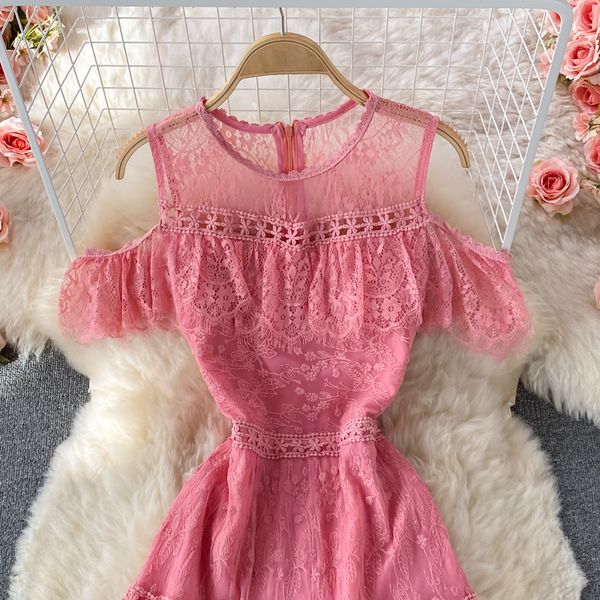 pink lace embroidered patchwork party dress for women summer sweet off shoulder o-neck big swing ruffle vestidos female 2021 new, Black;gray
pink lace embroidered patchwork party dress for women summer sweet off shoulder o-neck big swing ruffle vestidos female 2021 new, Black;gray