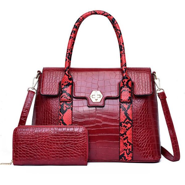 wholesale women bag elegant large-capacity embossed two-piece womens handbag street fashion color matching serpentine handbags large alligat
wholesale women bag elegant large-capacity embossed two-piece womens handbag street fashion color matching serpentine handbags large alligat