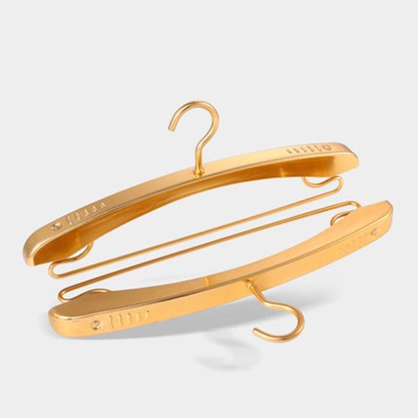 43cm 5 pcs/lot metal clothes hangers aluminium alloy coat hanger with wide shoulder design thicken extended skid resistant & racks
43cm 5 pcs/lot metal clothes hangers aluminium alloy coat hanger with wide shoulder design thicken extended skid resistant & racks