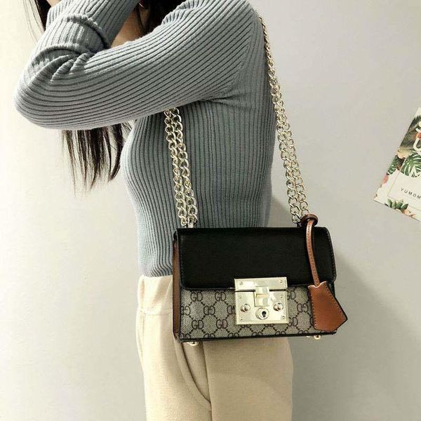 doudou fashion material bag with g family women's leather box double chain single shoulder small square evening bags
doudou fashion material bag with g family women's leather box double chain single shoulder small square evening bags