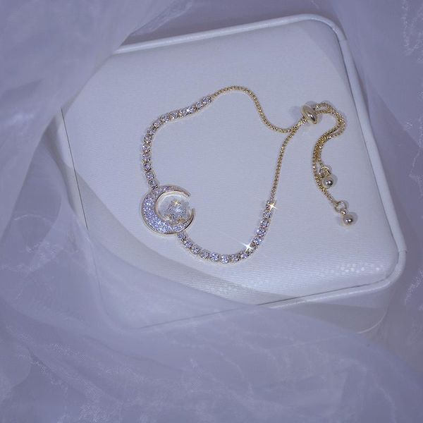 charm bracelets 2021 arrive elegant delicate zircon moon star bracelet bling micro inlaid zirconia bangles anniversary gift, Golden;silver
charm bracelets 2021 arrive elegant delicate zircon moon star bracelet bling micro inlaid zirconia bangles anniversary gift, Golden;silver