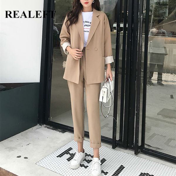 autumn winter khaki women's pant suits double breasted pocket notched blazer & office wear suit female set 210428, White;black
autumn winter khaki women's pant suits double breasted pocket notched blazer & office wear suit female set 210428, White;black