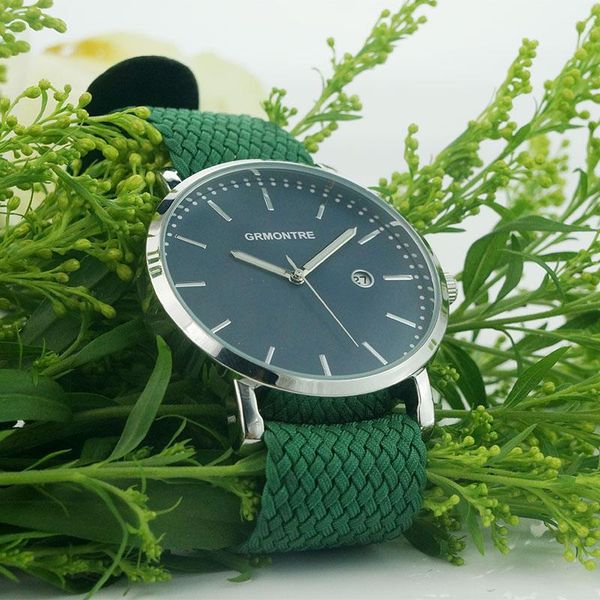 wristwatches luminous men watch luxury brand business male clock quartz wristwatch leisure fashion nylon quartz-watch relogios 2021, Slivery;brown
wristwatches luminous men watch luxury brand business male clock quartz wristwatch leisure fashion nylon quartz-watch relogios 2021, Slivery;brown