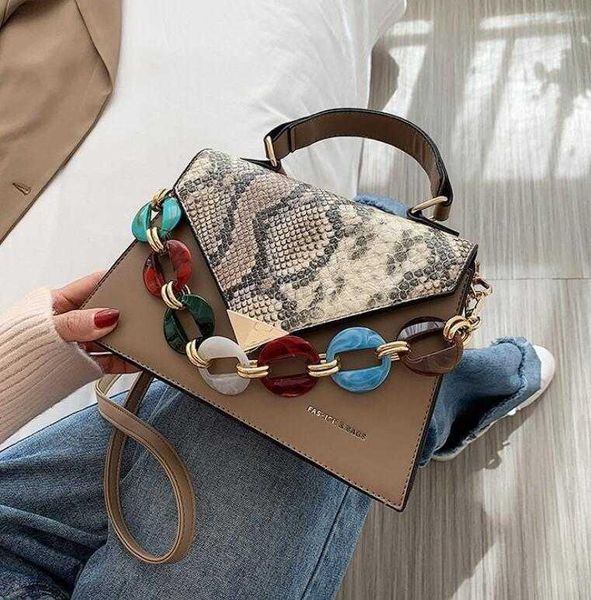 evening bags vintage contrast color tote bag 2021 fashion quality pu leather women's designer handbag serpentine shoulder messenger
evening bags vintage contrast color tote bag 2021 fashion quality pu leather women's designer handbag serpentine shoulder messenger