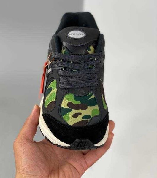 baped 2002r apes together strong black camo m2002rbf grey camo m2002rbg running shoes size 36-45
baped 2002r apes together strong black camo m2002rbf grey camo m2002rbg running shoes size 36-45