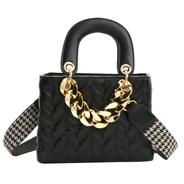 female 2021 new messenger bag korean version mixed with portable single shoulder texture woven chain princess
female 2021 new messenger bag korean version mixed with portable single shoulder texture woven chain princess