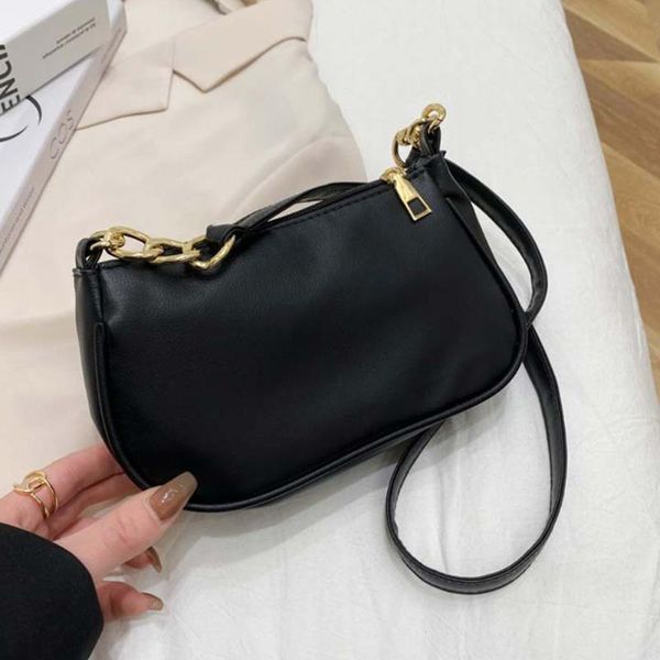 fashion women pu leather shoulder messenger bag vintage solid color zipper crossbody bags elegant ladies chain handbags purse
fashion women pu leather shoulder messenger bag vintage solid color zipper crossbody bags elegant ladies chain handbags purse