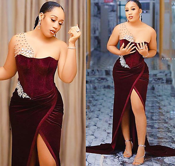 2021 plus size arabic aso ebi sheer neck velvet prom dresses beaded crystals high split evening formal party second reception gowns dress zj, Black
2021 plus size arabic aso ebi sheer neck velvet prom dresses beaded crystals high split evening formal party second reception gowns dress zj, Black