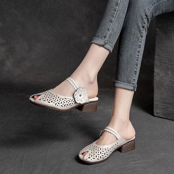 slippers women leather beige low heels summer shoes peep toe for handmade genuine outdoor brand2021, Black
slippers women leather beige low heels summer shoes peep toe for handmade genuine outdoor brand2021, Black