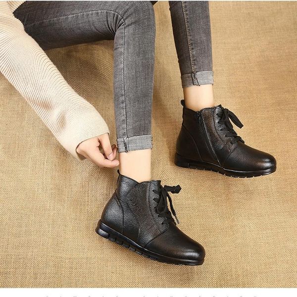 boots winter 2021 women's cotton shoes round head side zipper mother's flat bottom slope heel plush warm leather short, Black
boots winter 2021 women's cotton shoes round head side zipper mother's flat bottom slope heel plush warm leather short, Black