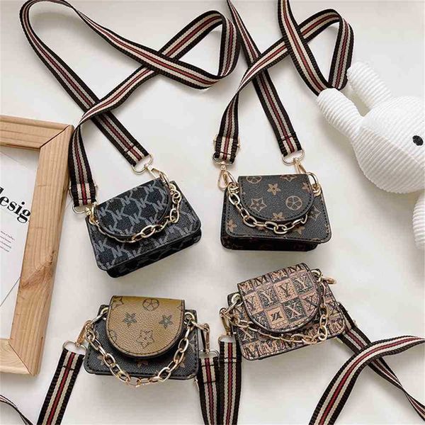 christmas children's mini bag autumn winter saddle bag fashion baby girl messenger bag one-shoulders kids chain wallet purse coin case, Black
christmas children's mini bag autumn winter saddle bag fashion baby girl messenger bag one-shoulders kids chain wallet purse coin case, Black