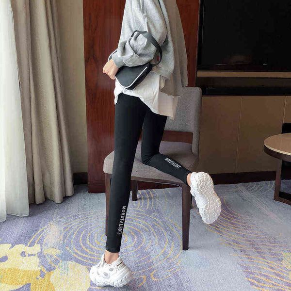 women's leggings 2022 spring and autumn cotton black legging wear thin high waist elastic tight nine point yoga pants
women's leggings 2022 spring and autumn cotton black legging wear thin high waist elastic tight nine point yoga pants