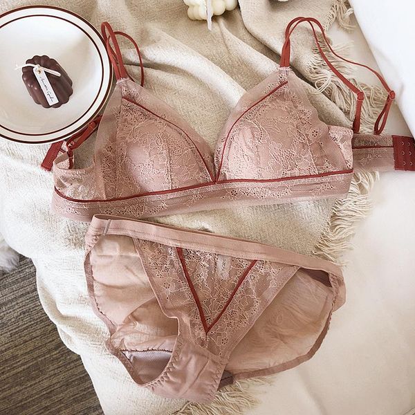 bras sets wriufred mesh lace lingerie thin section gathers no steel ring underwear triangle cup light luxury bra set, Red;black
bras sets wriufred mesh lace lingerie thin section gathers no steel ring underwear triangle cup light luxury bra set, Red;black