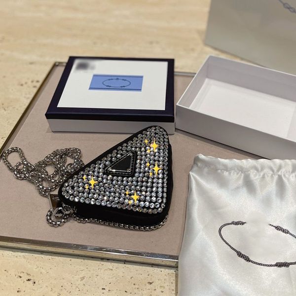 outlet factory park tower full glittering triangle badge mini bag fashion simple messenger bag luxuryss designerss yw
outlet factory park tower full glittering triangle badge mini bag fashion simple messenger bag luxuryss designerss yw