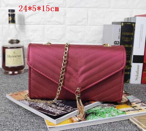new designer bags classic womens handbags mini bag gold chain ladies composite tote leather clutch shoulder female purse wholesale 5
new designer bags classic womens handbags mini bag gold chain ladies composite tote leather clutch shoulder female purse wholesale 5