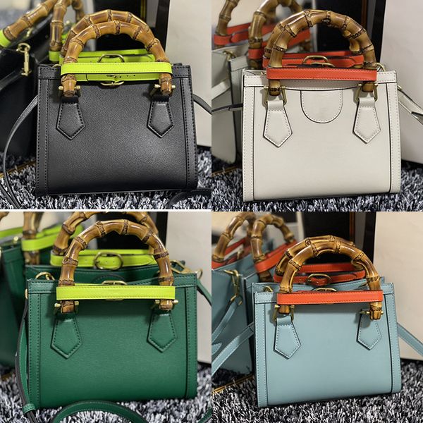 luxurys women diana bag brown black leather crossbody bags calfskin 6 colors lady handbag mini purse with box
luxurys women diana bag brown black leather crossbody bags calfskin 6 colors lady handbag mini purse with box