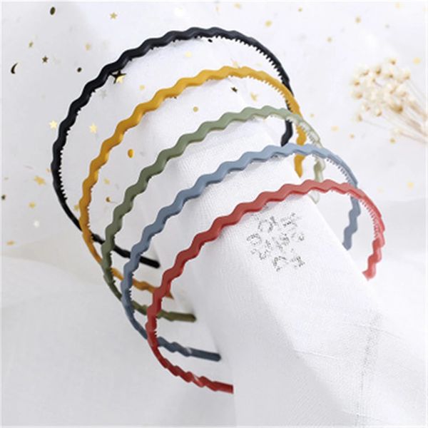 fashion women hairband candy color wavy toothed scrub anti-skid fine-edged color hair band wash headband hair accessories, Silver
fashion women hairband candy color wavy toothed scrub anti-skid fine-edged color hair band wash headband hair accessories, Silver