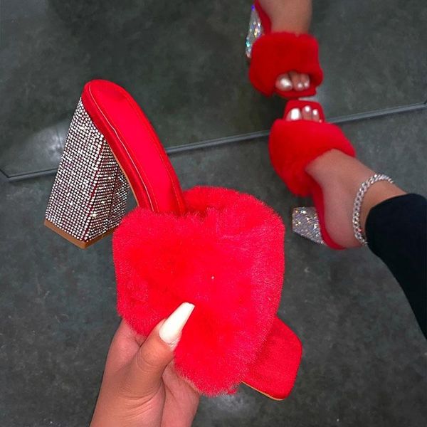 slippers 2021 summer women outdoor banquet fashion high-heeled rhinestone single layer plush plus size all-match sandals, Black
slippers 2021 summer women outdoor banquet fashion high-heeled rhinestone single layer plush plus size all-match sandals, Black