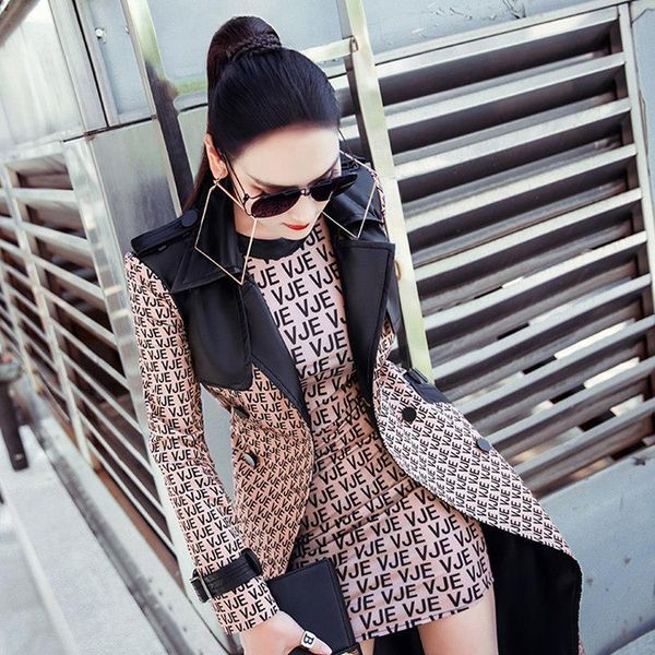 women's trench coats letter printed coat autumn 2021 fashion temperament contrast waist long, Tan;black
women's trench coats letter printed coat autumn 2021 fashion temperament contrast waist long, Tan;black