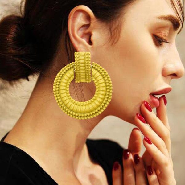 dangle & chandelier 2021 europe and america yellow alloy round big earrings female temperament long o-shaped metal geometric black jewelry w, Silver
dangle & chandelier 2021 europe and america yellow alloy round big earrings female temperament long o-shaped metal geometric black jewelry w, Silver