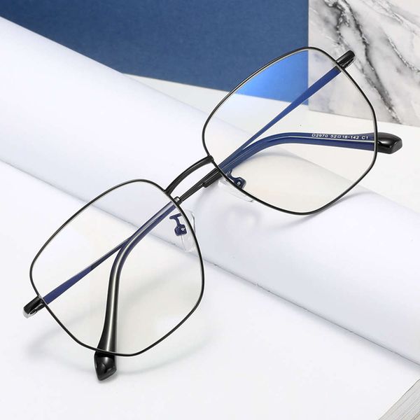 irregular large 2021 frame ultra light optical metal spectacle art students flat lens can be equipped with myopia d2970, Silver
irregular large 2021 frame ultra light optical metal spectacle art students flat lens can be equipped with myopia d2970, Silver