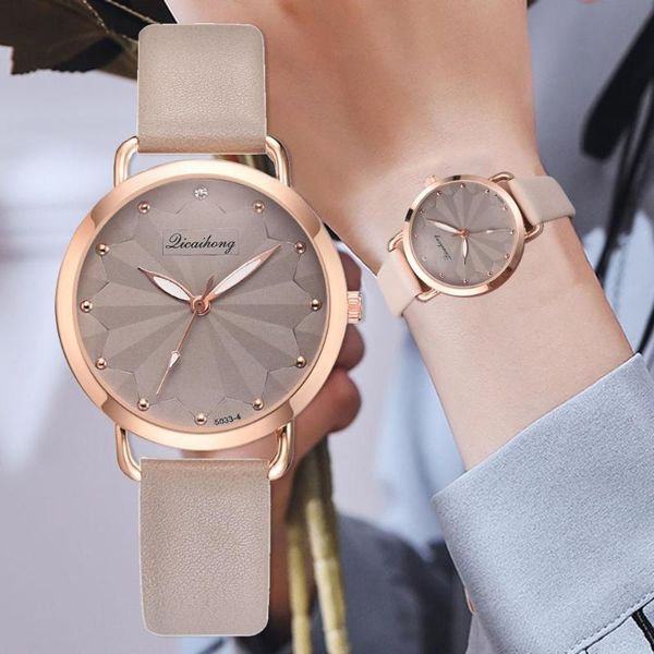 wristwatches frauen mode vintage leder band quarzuhr relogio feminino damen casual sport kleid uhren analog montre femme, Slivery;brown
wristwatches frauen mode vintage leder band quarzuhr relogio feminino damen casual sport kleid uhren analog montre femme, Slivery;brown