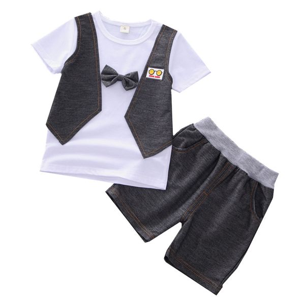 2021 new summer casual boy clothes baby set bow fake vest t-shirt + shorts 2 pieces boy sets, White
2021 new summer casual boy clothes baby set bow fake vest t-shirt + shorts 2 pieces boy sets, White