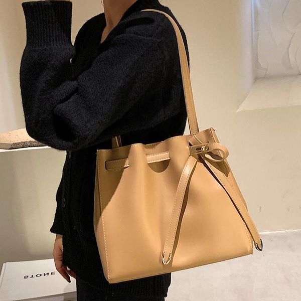 evening bags luxury pu leather women handbags shoulder designer ladies bucket messenger female purses travel bag
evening bags luxury pu leather women handbags shoulder designer ladies bucket messenger female purses travel bag