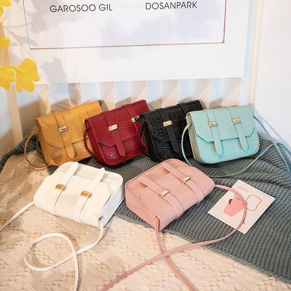mini small square bags for women ladies shoulder bag pu solid color buckle messenger bag small square handbag
mini small square bags for women ladies shoulder bag pu solid color buckle messenger bag small square handbag