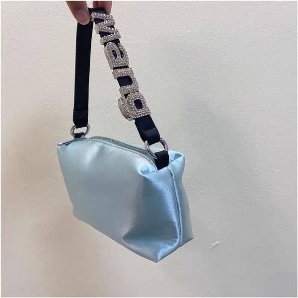 evening bags summer luxury handbags women's shoulder fashion clutch mobile wallets small solid color letter messenger
evening bags summer luxury handbags women's shoulder fashion clutch mobile wallets small solid color letter messenger