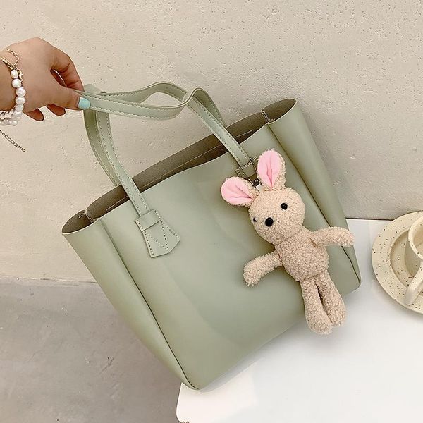 evening bags large-capacity bag female 2021 trendy fashion summer high-end sense of commuting wild ins single shoulder tote ba
evening bags large-capacity bag female 2021 trendy fashion summer high-end sense of commuting wild ins single shoulder tote ba
