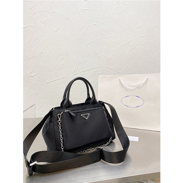 factory leisure large capacity postman bag nylon style couple's one shoulder messenger bag luxuryss designerss yw
factory leisure large capacity postman bag nylon style couple's one shoulder messenger bag luxuryss designerss yw