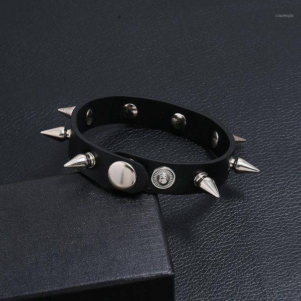 charm bracelets punk style cuspidal spikes rivet cone stud vintage rock pu leather cuff snap button bangles for women, Golden;silver
charm bracelets punk style cuspidal spikes rivet cone stud vintage rock pu leather cuff snap button bangles for women, Golden;silver