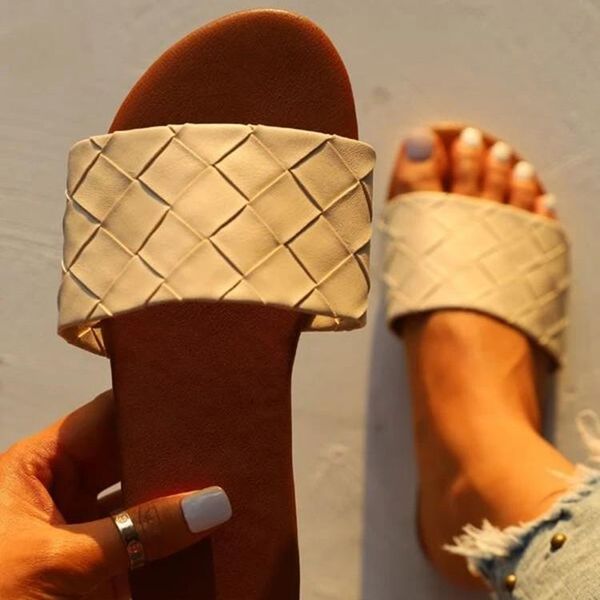 slippers 2021 fashion flat women weave slides sandal ladies outdoor beach lady shoes woman home female flip flops, Black
slippers 2021 fashion flat women weave slides sandal ladies outdoor beach lady shoes woman home female flip flops, Black