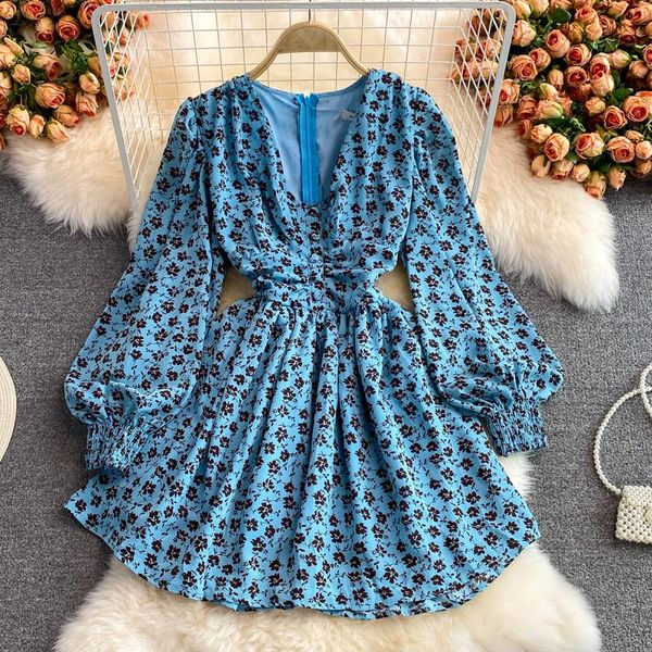 casual dresses autumn 2021 french v-neck full sleeve dress women slim waist light mature girl hepburn pleated floral, Black;gray
casual dresses autumn 2021 french v-neck full sleeve dress women slim waist light mature girl hepburn pleated floral, Black;gray