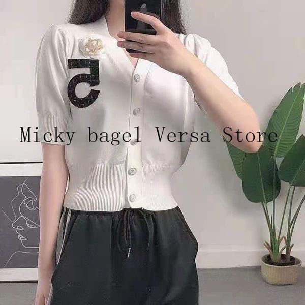 women's knits & tees 2021 letter printing fashion short sleeve temperament versatile slim v-neck knitted cardigan pullover, White
women's knits & tees 2021 letter printing fashion short sleeve temperament versatile slim v-neck knitted cardigan pullover, White