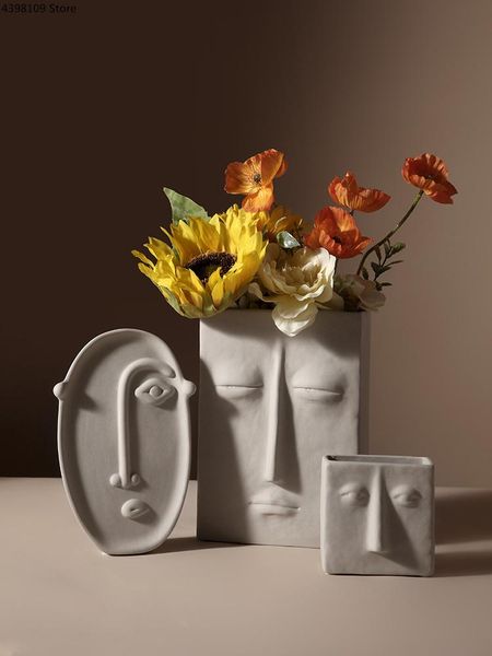 vases modern ceramic vase creative body features abstract art flower arrangement accessories living room deskdecoration
vases modern ceramic vase creative body features abstract art flower arrangement accessories living room deskdecoration