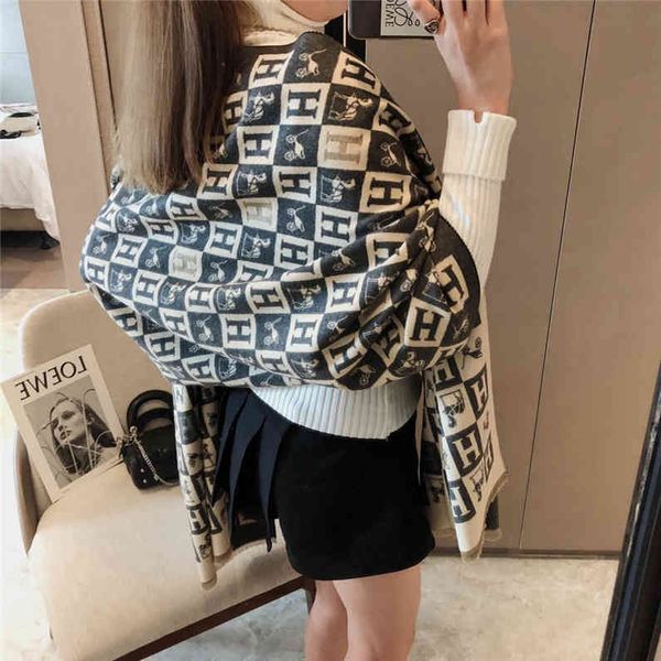 the new design autumn and winter cashmere like ethnic color mosaic letter lattice shawl thickened warm scarf women, Blue;gray
the new design autumn and winter cashmere like ethnic color mosaic letter lattice shawl thickened warm scarf women, Blue;gray