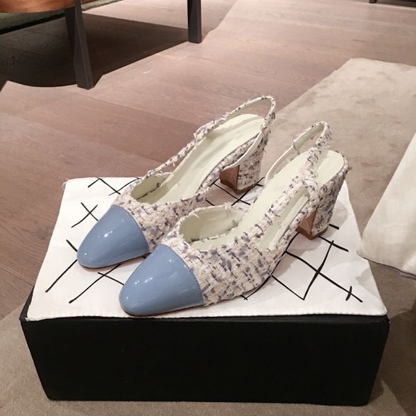 2021 good quality fashion women luxurys designers shoes designer sandals womens luxury high heels sandal dress shoess with box size 35-40 -g, Black
2021 good quality fashion women luxurys designers shoes designer sandals womens luxury high heels sandal dress shoess with box size 35-40 -g, Black