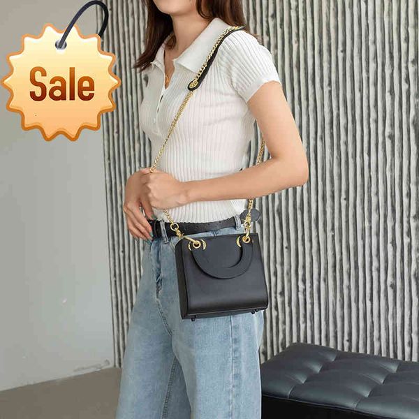diana bag 2021 summer new frosted candy jelly bag ins chain one shoulder diagonal bag portable bags
diana bag 2021 summer new frosted candy jelly bag ins chain one shoulder diagonal bag portable bags