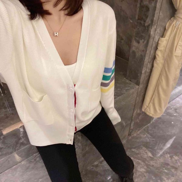 tb knitted cardigan women's versatile 2021 spring and autumn leisure color four bar wool coat v-neck sweater coat fashion, White;black
tb knitted cardigan women's versatile 2021 spring and autumn leisure color four bar wool coat v-neck sweater coat fashion, White;black