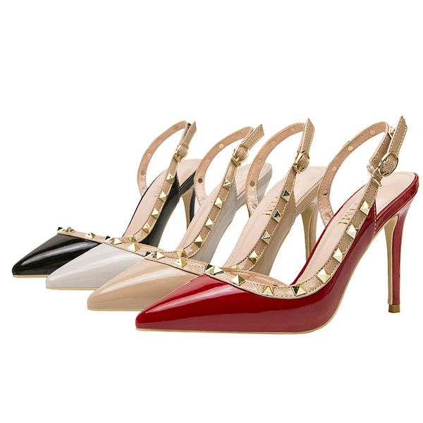 2021 style simple nightclub stiletto heel shallow mouth pointed rivets hollow 1, Black
2021 style simple nightclub stiletto heel shallow mouth pointed rivets hollow 1, Black