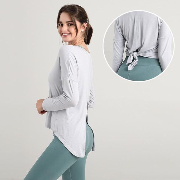 yoga outfits back opened knotting fitness t-shirt women loose fit plain sport workout running dancing model gym long-sleeved shirts, White;red
yoga outfits back opened knotting fitness t-shirt women loose fit plain sport workout running dancing model gym long-sleeved shirts, White;red